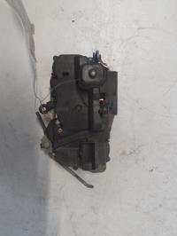 Chiusura non centralizzata anteriore sinistra