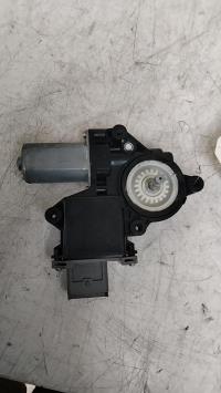 Moteur leve vitre arriere droit
