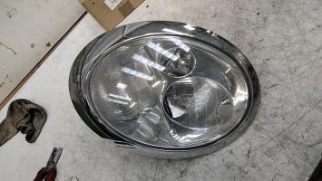 Óptica delantera principal izquierda (luces) (faro)