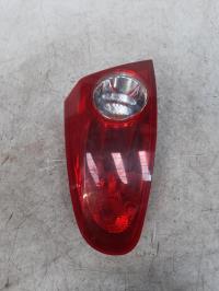 Fanale posteriore principale sinistro (luci)