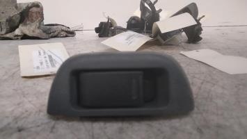 Interrupteur de leve vitre avant droit