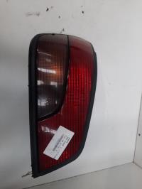 Fanale posteriore principale sinistro (luci)