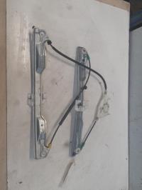 Leve vitre electrique avant gauche
