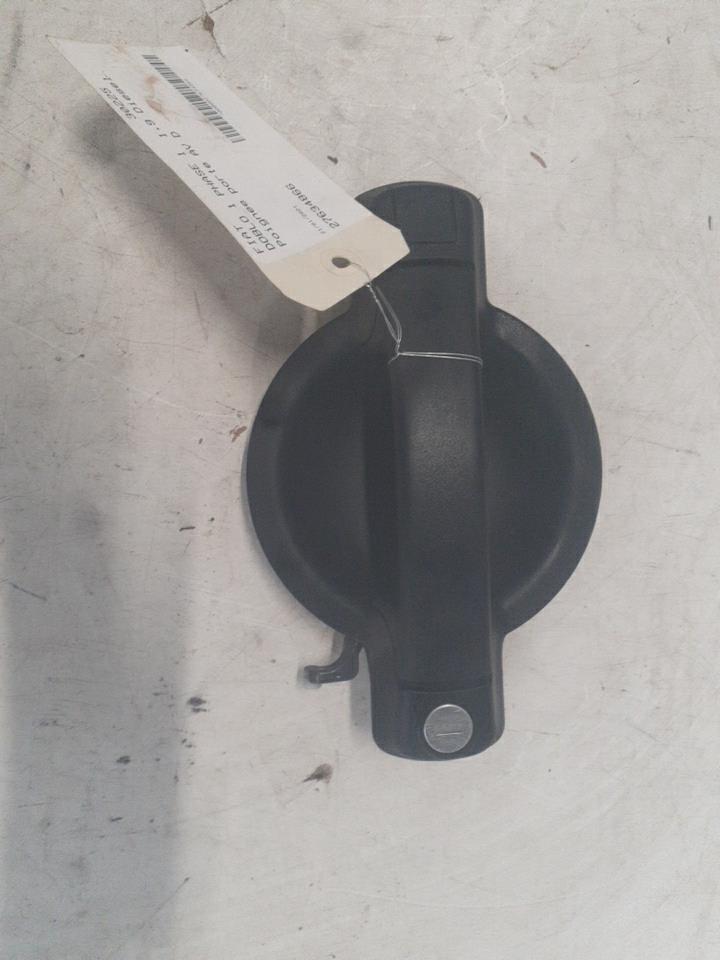 Poignee porte avant droit