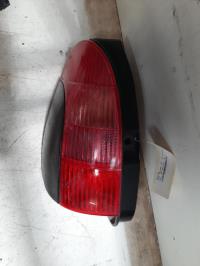Fanale posteriore principale sinistro (luci)