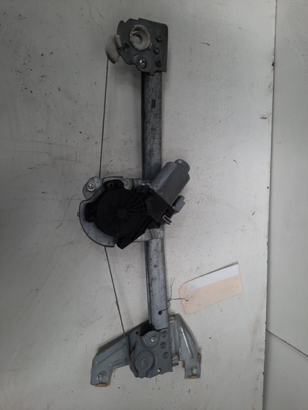Leve vitre electrique avant gauche