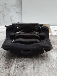 Etrier avant gauche (freinage)