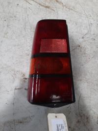 Fanale posteriore principale sinistro (luci)