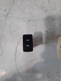 Interrupteur de leve vitre avant droit