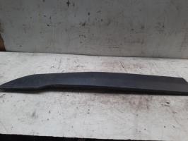 Baguette de porte avant gauche