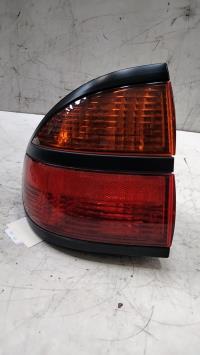 Fanale posteriore principale sinistro (luci)