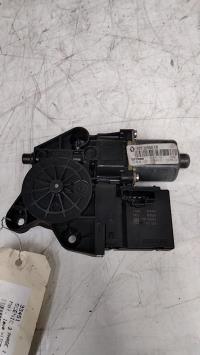 Moteur leve vitre arriere droit