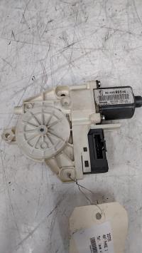 Moteur leve vitre arriere droit
