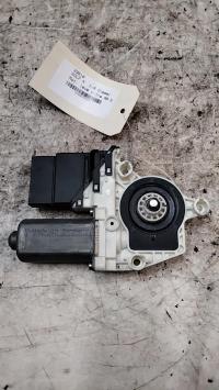 Moteur leve vitre arriere gauche