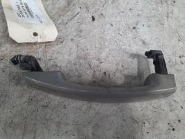 Poignee porte avant gauche