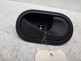 Poignee interieur avant droit