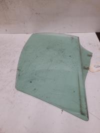 Vitre avant gauche