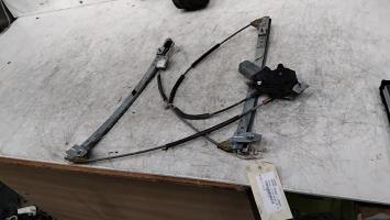 Leve vitre electrique avant droit