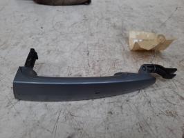 Poignee porte avant gauche