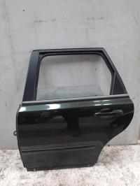 Puerta trasera izquierda