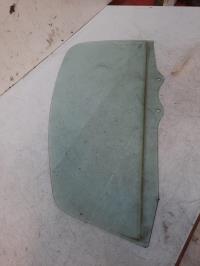 Vitre avant gauche