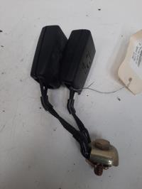Attache ceinture arriere gauche