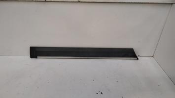 Baguette de porte arriere droite