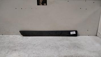 Baguette de porte avant gauche