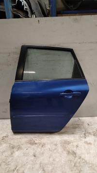 Puerta trasera izquierda