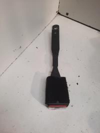 Attache ceinture avant droit