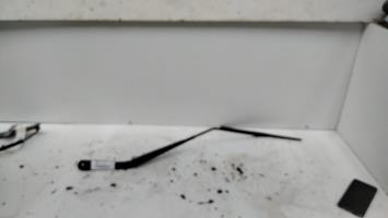 Bras essuie glace avant droit