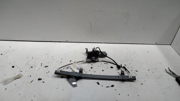 Leve vitre electrique avant droit