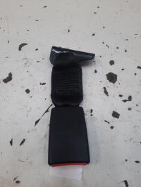 Attache ceinture arriere droit