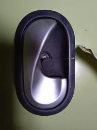 Poignee interieur avant droit
