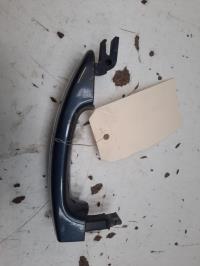 Poignee porte avant droit