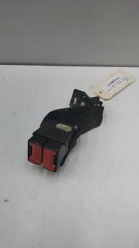 Attache ceinture arriere gauche