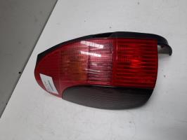 Fanale posteriore principale sinistro (luci)
