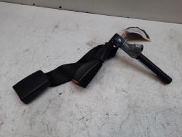 Attache ceinture arriere droit