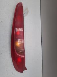 Fanale posteriore principale sinistro (luci)