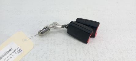 Attache ceinture arriere gauche