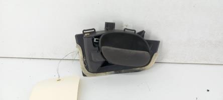Poignee interieur avant gauche