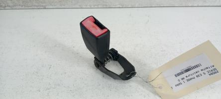 Attache ceinture arriere droit