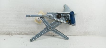 Alzacristalli manuale anteriore destro