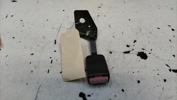 Attache ceinture arriere gauche