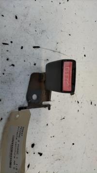 Attache ceinture arriere gauche