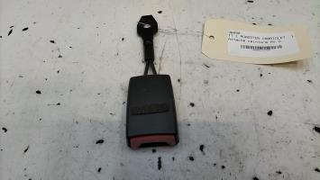 Attache ceinture avant droit