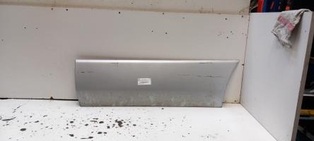 Baguette de porte arriere gauche 