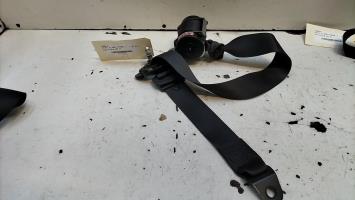 Ceinture arriere droit