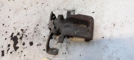 Etrier arriere droit (freinage)