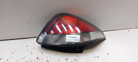 Fanale posteriore principale sinistro (luci)